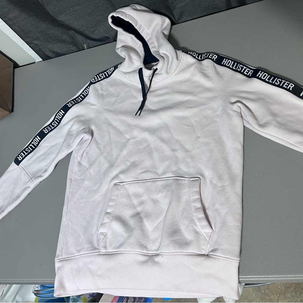 Hollister women’s hoodie small